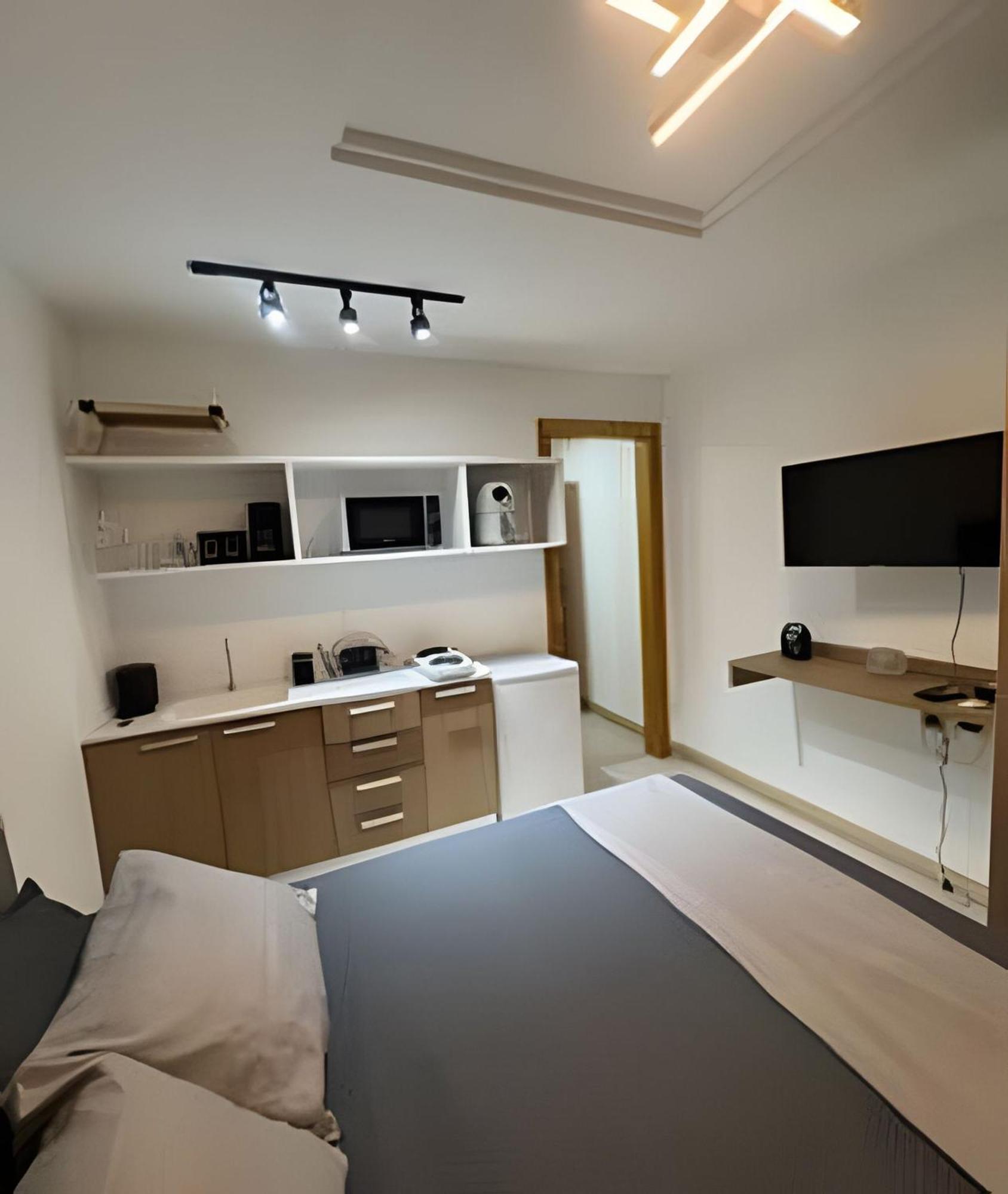 Apartamento C Piscina E Academia A 13 Min De Copa. Río de Janeiro
